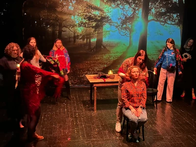 Театр і відеоарт